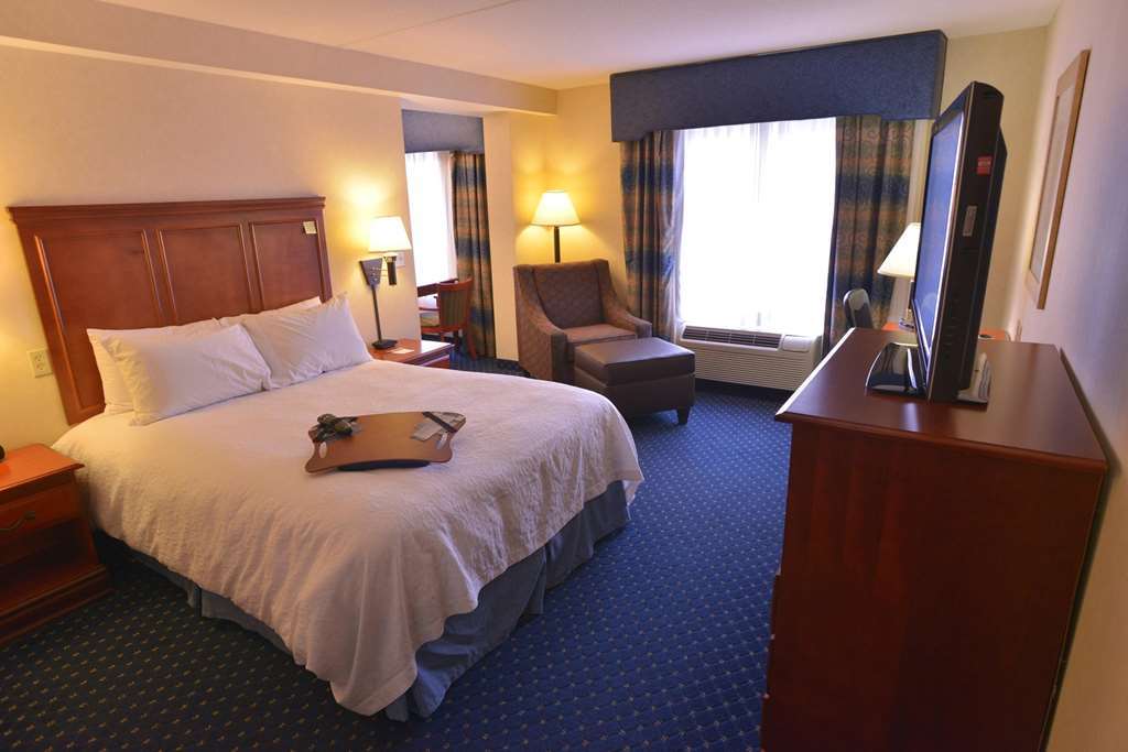 Hampton Inn Clifton Park Quarto foto